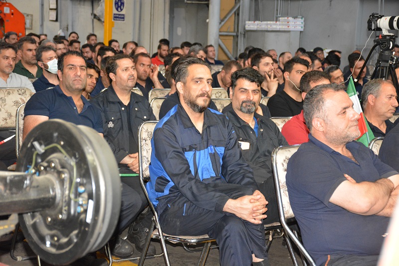 برگزاری مراسم دهه کرامت و روز جهانی کارگر در شرکت فنرسازی زر