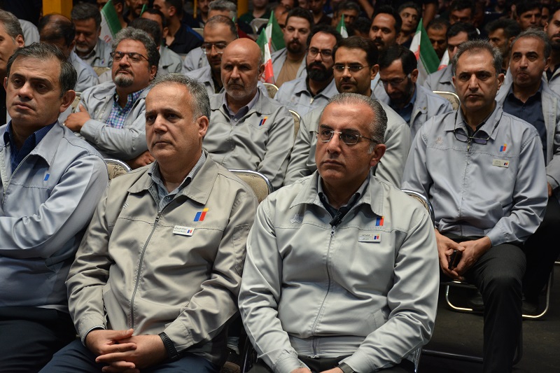 برگزاری مراسم دهه کرامت و روز جهانی کارگر در شرکت فنرسازی زر