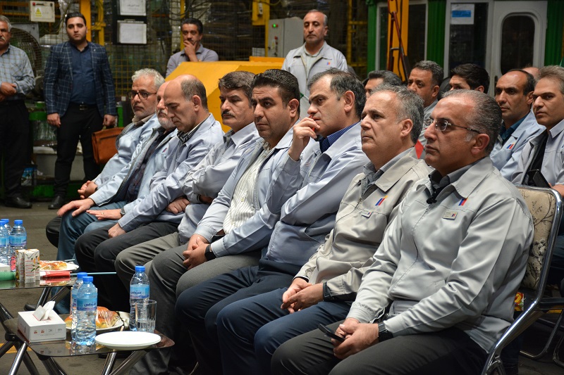 برگزاری مراسم دهه کرامت و روز جهانی کارگر در شرکت فنرسازی زر